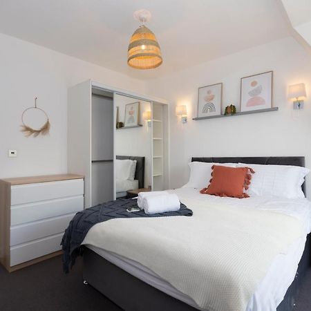 Stunning 3 Bedroom Penthouse With Terrace And Lift Londýn Exteriér fotografie