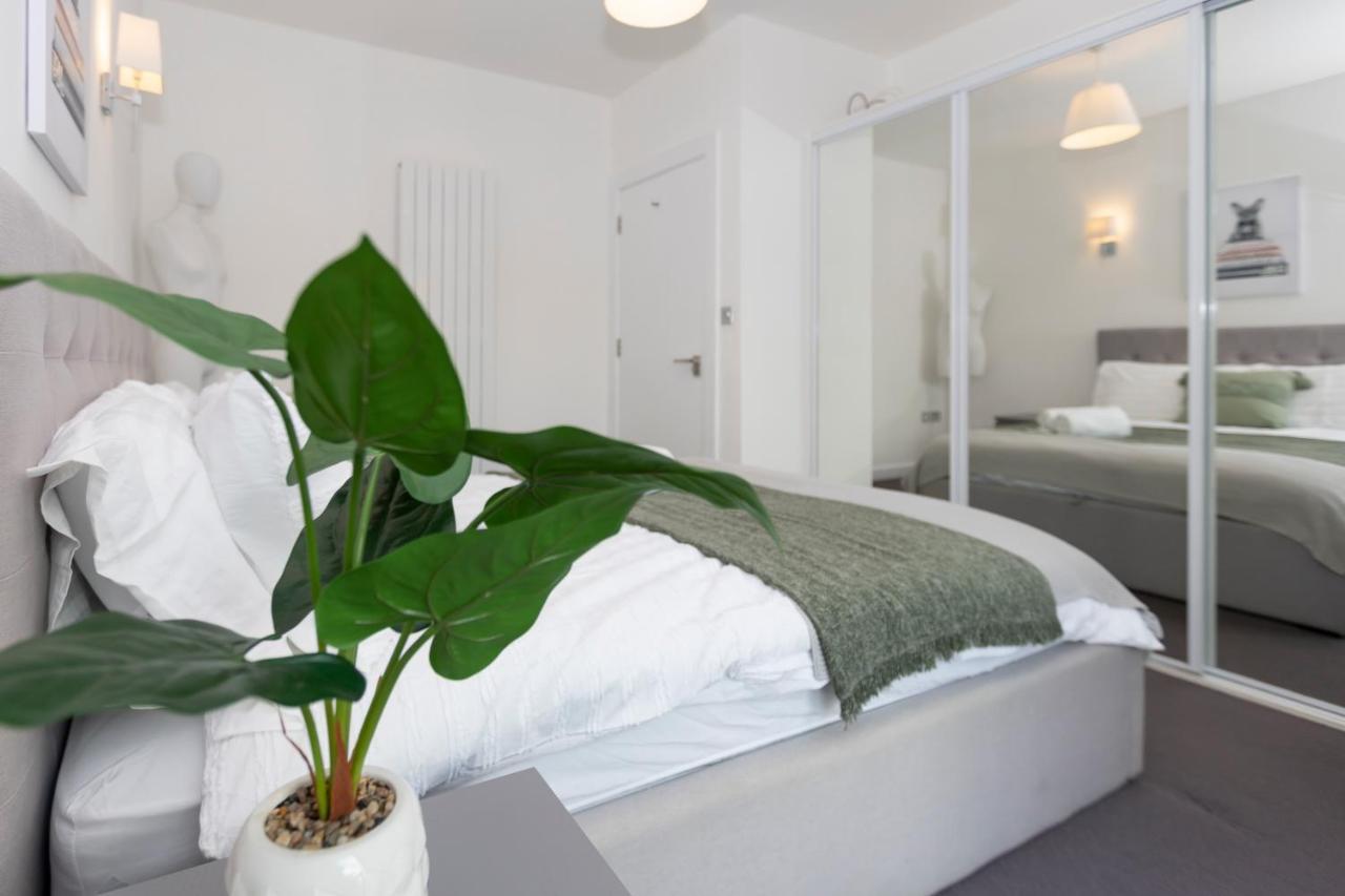 Stunning 3 Bedroom Penthouse With Terrace And Lift Londýn Exteriér fotografie